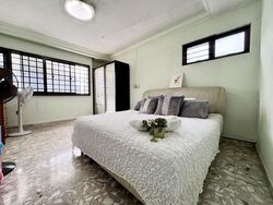 Blk 125 Bukit Batok Central (Bukit Batok), HDB Executive #639364111